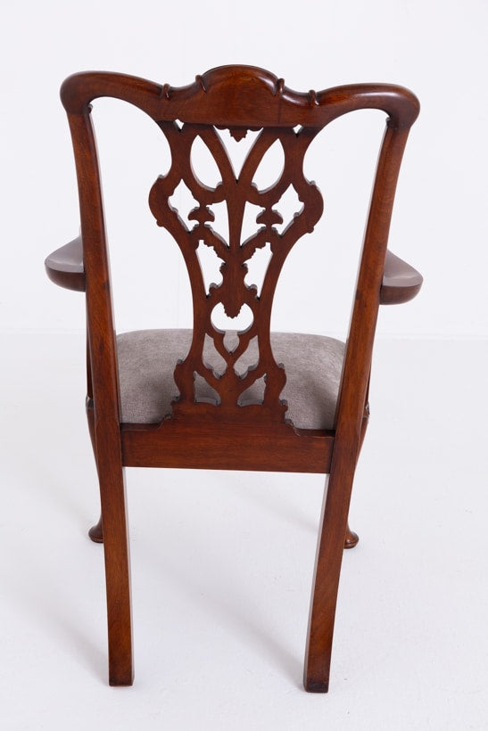 Set of 8 (6 + 2) Mahogany Chippendale Style Dining Chairs