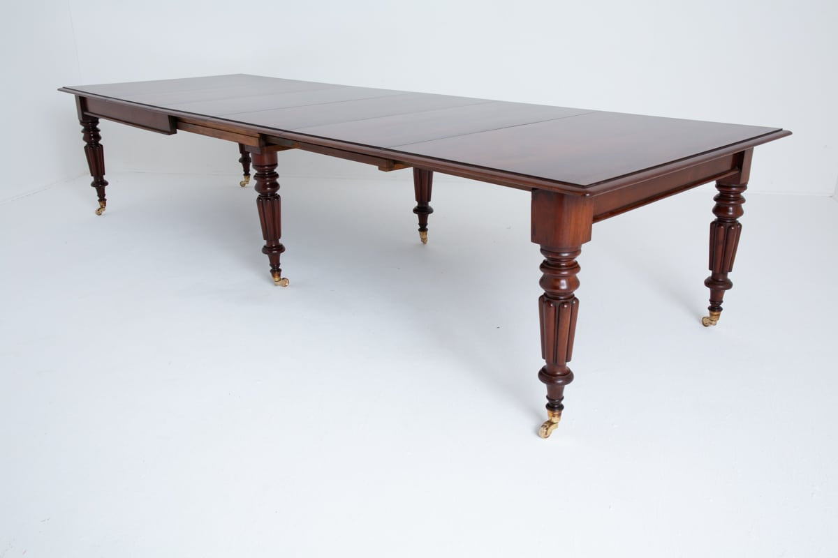 Wonderful 14 Seat William IV Mahogany Extending Dining Table