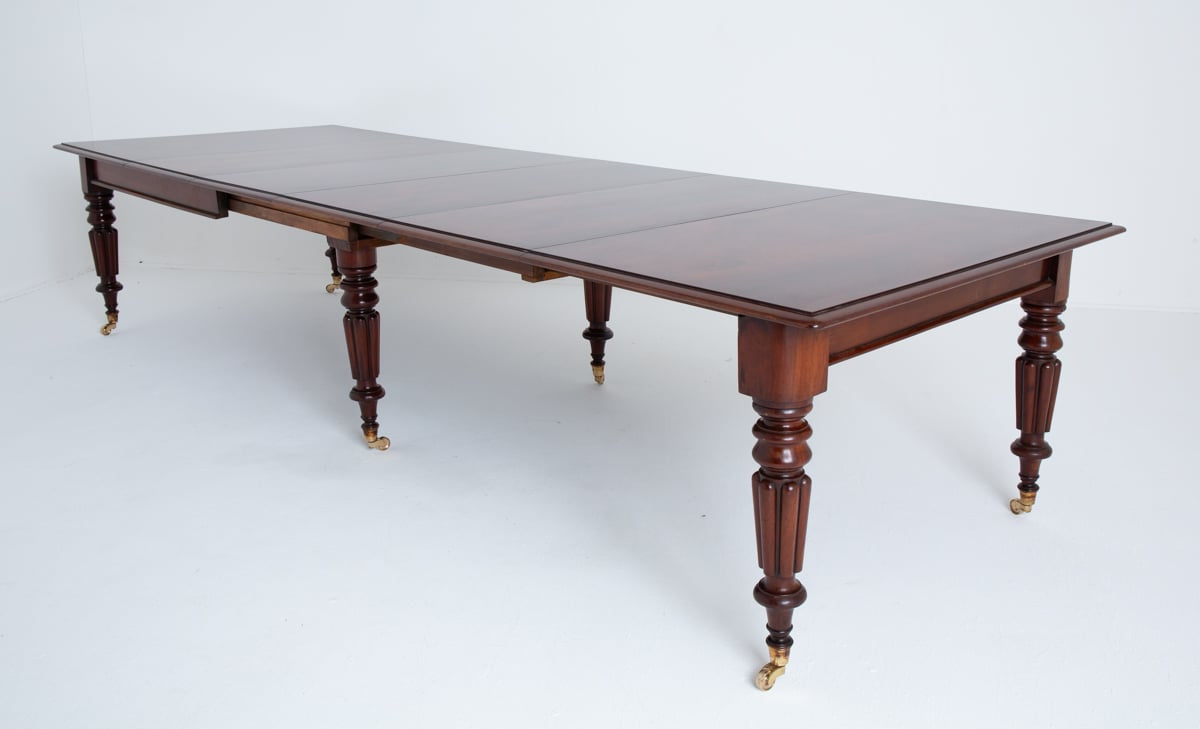 Wonderful 14 Seat William IV Mahogany Extending Dining Table