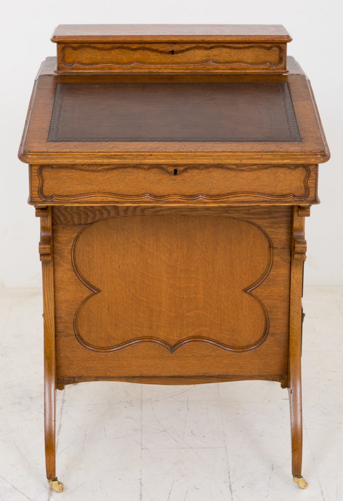 Oak Arts and Crafts Style Davenport
