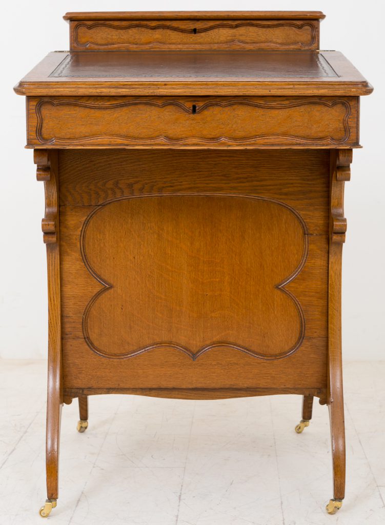 Oak Arts and Crafts Style Davenport