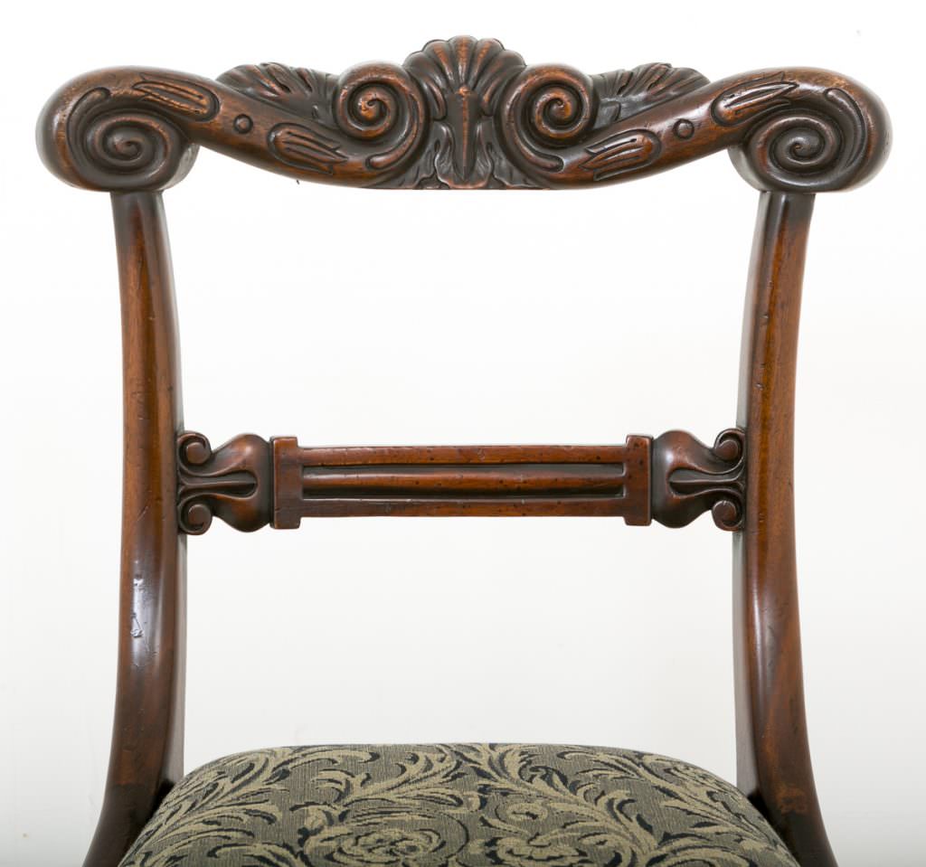 Set of 12 William IV Mahogany dining Chairs