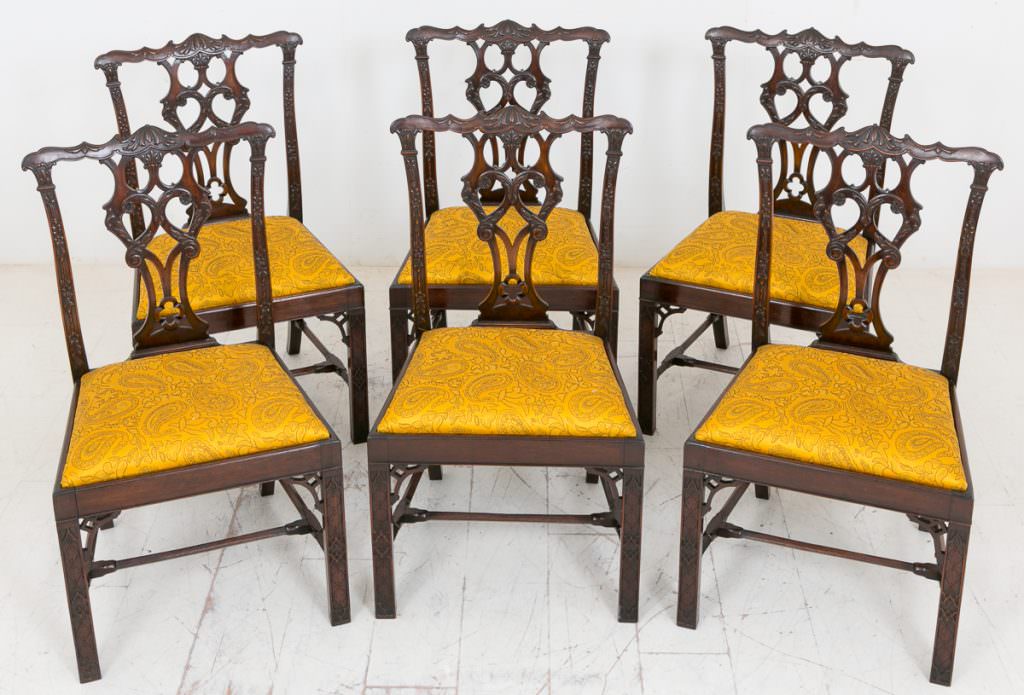 Stunning Set of 6 Mahogany Chippendale Style Dining chairs