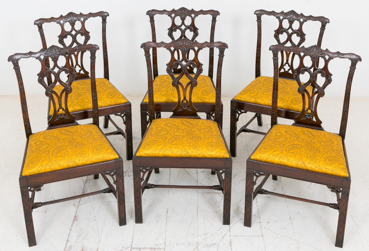 Stunning Set of 6 Mahogany Chippendale Style Dining chairs