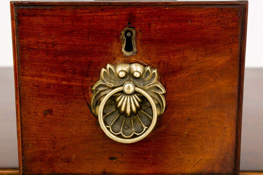 Georgian Mahogany Kneehole Desk