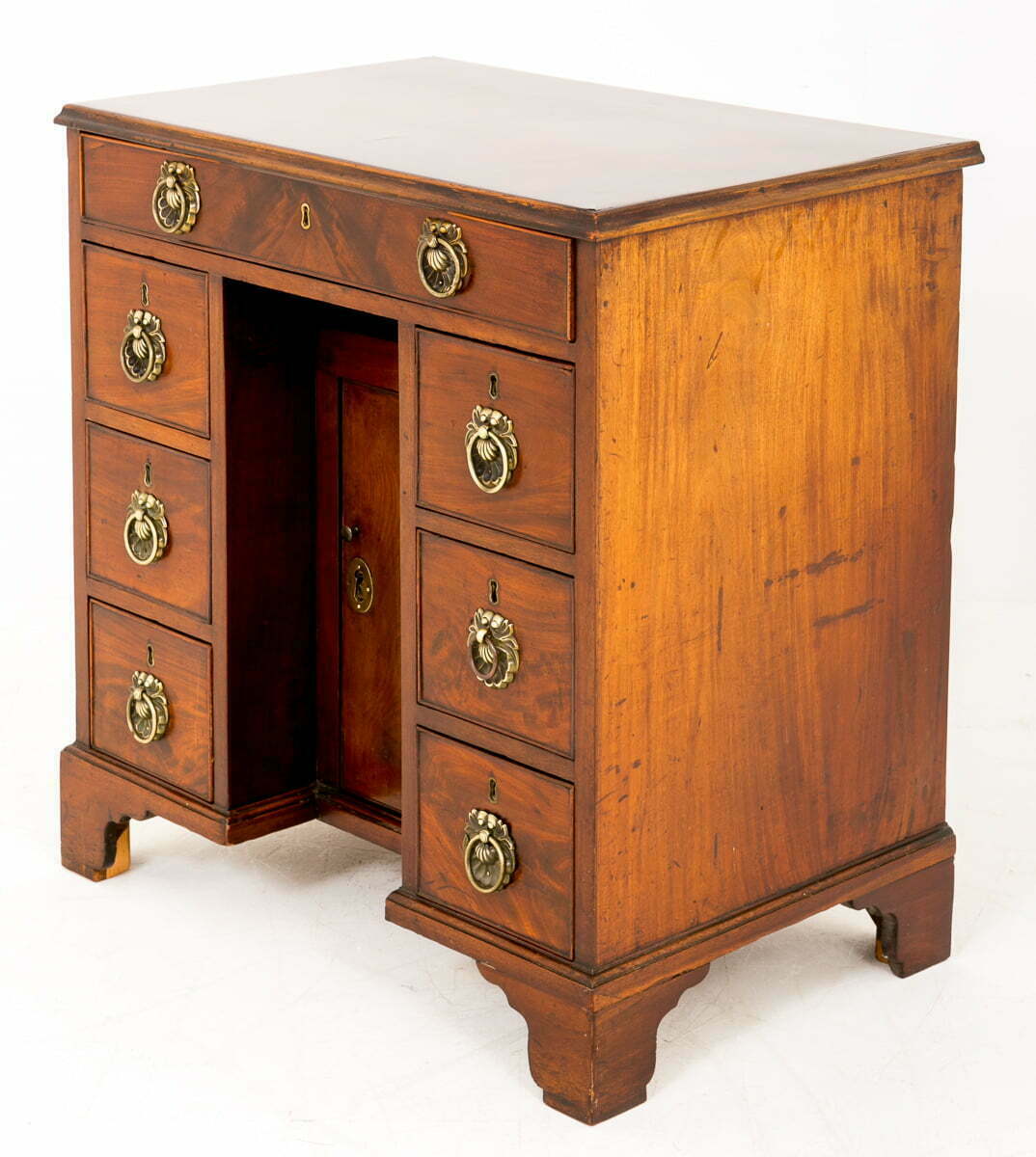 Georgian Mahogany Kneehole Desk