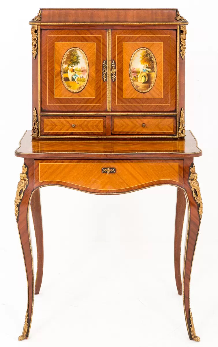 Very Pretty Mahogany and Walnut Bon du Jour