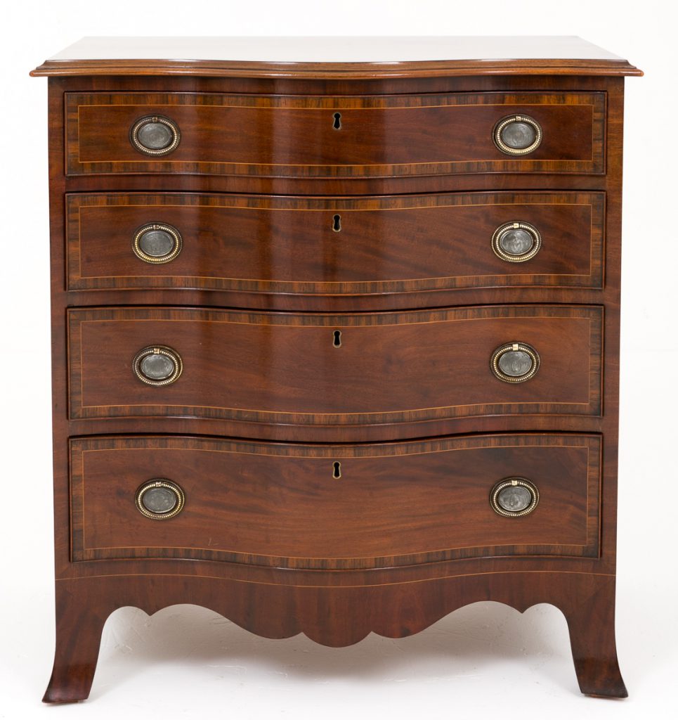 Mahogany Serpentine Chest of Drawers