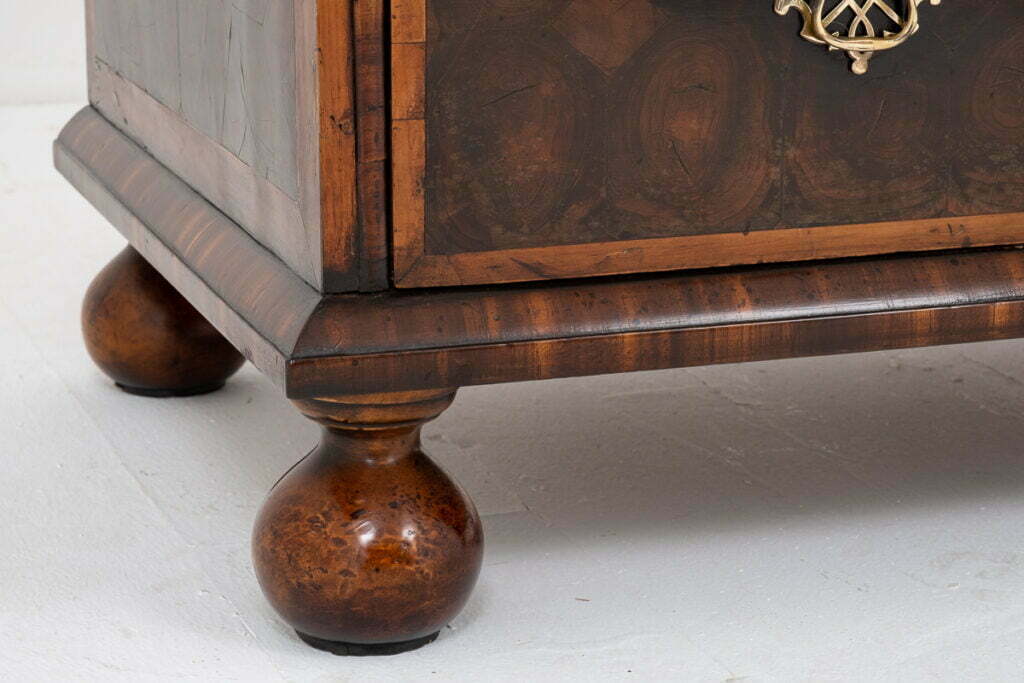 Stunning 17th Century Oyster Laburnum Chest of Drawers