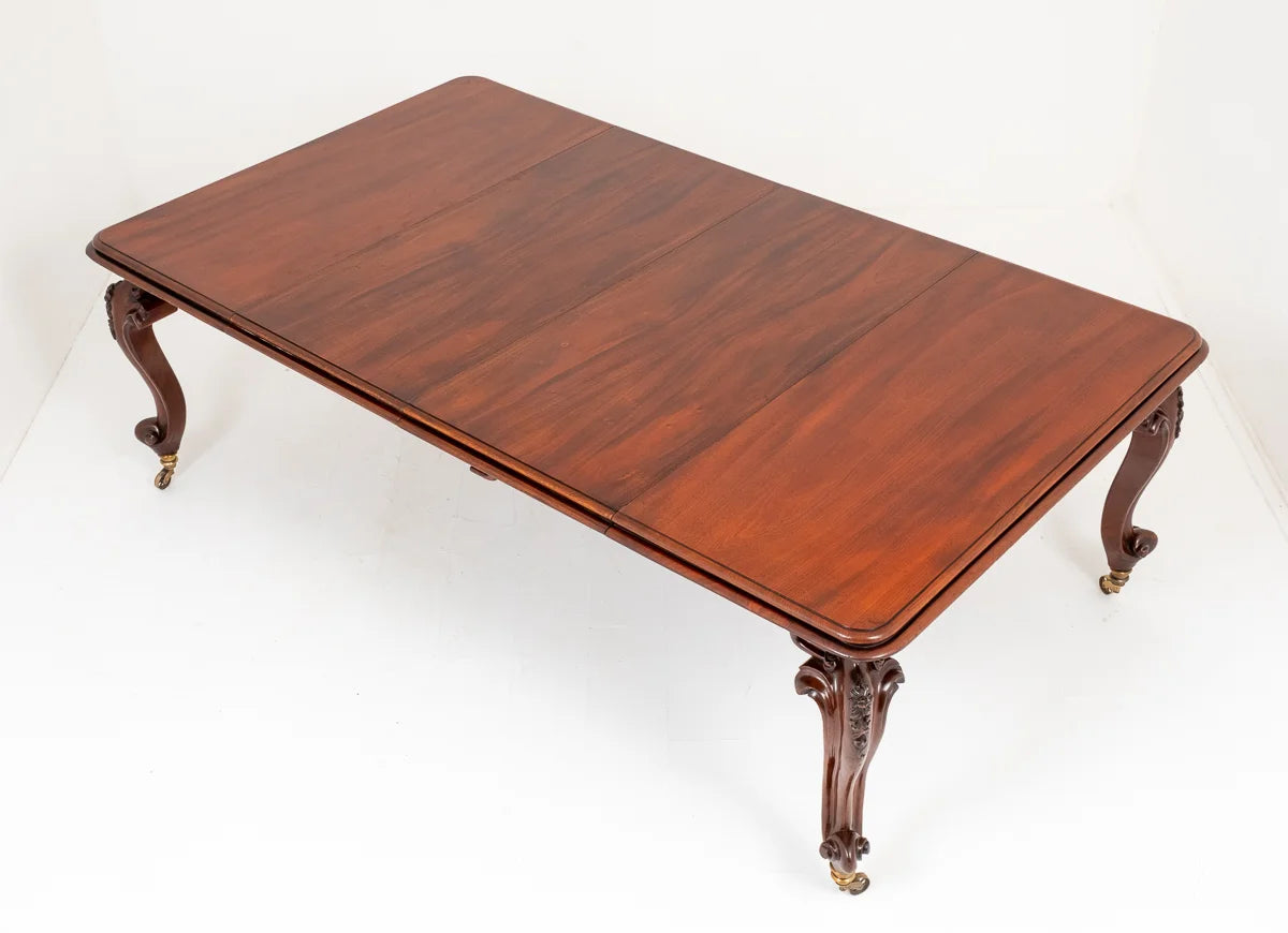 Good Quality Victorian Mahogany Extending Dining Table