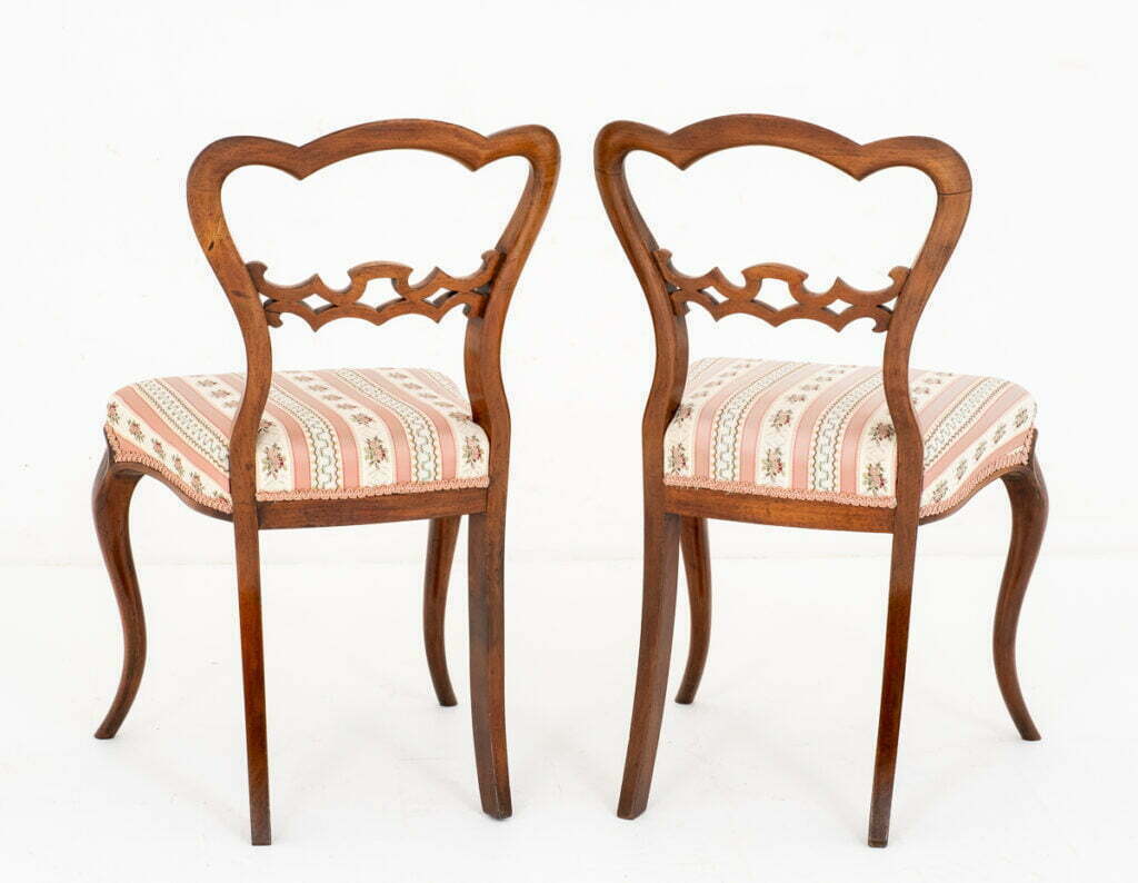Pretty Pair of Victorian Mahogany Side Chairs