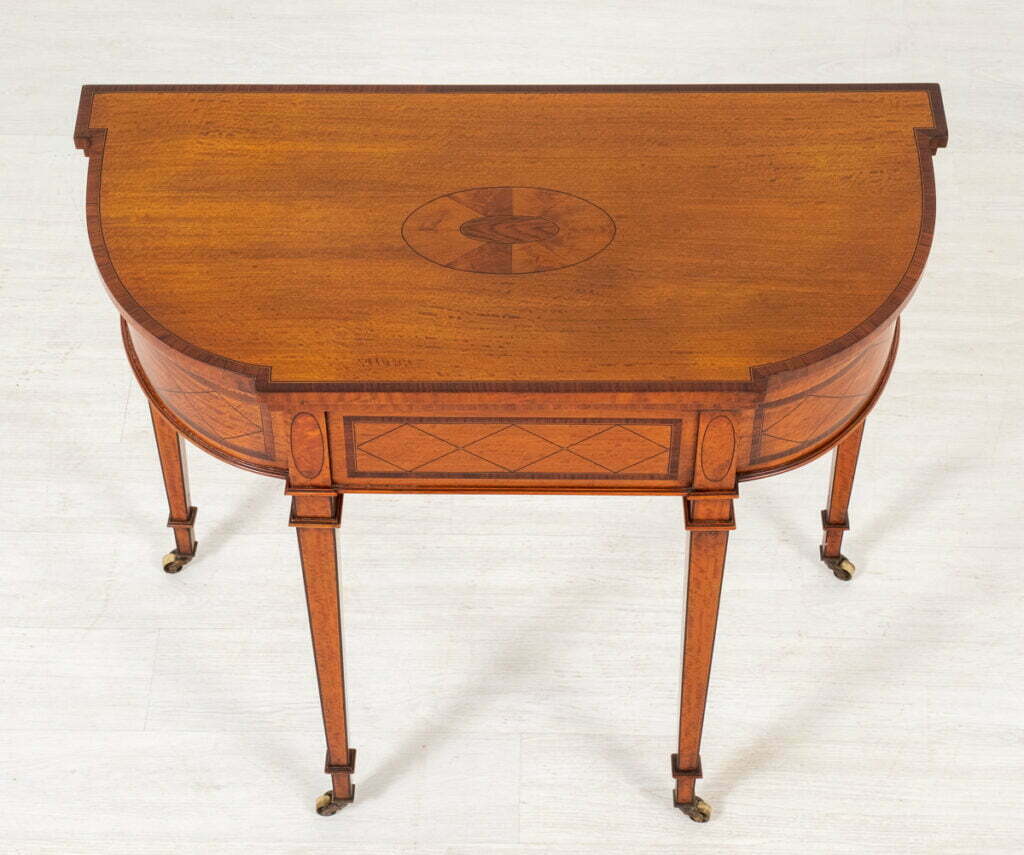 Satinwood Card table in the Hepplewhite Style