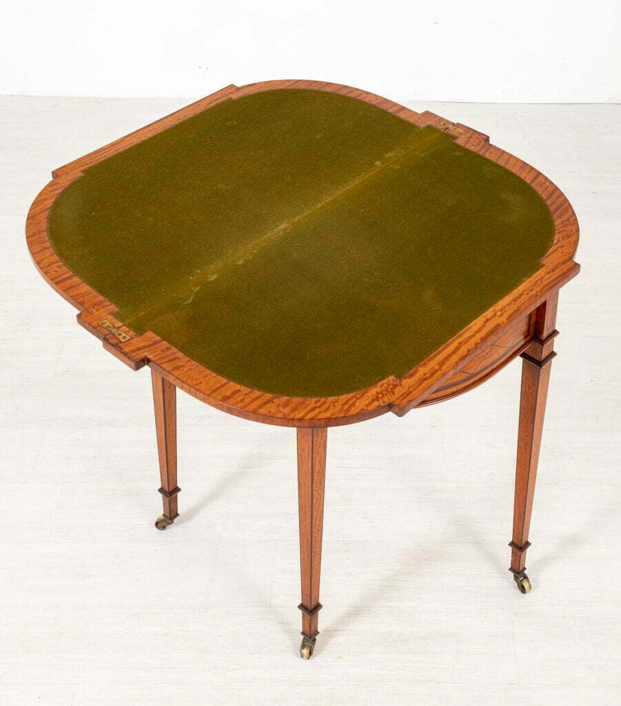 Satinwood Card table in the Hepplewhite Style