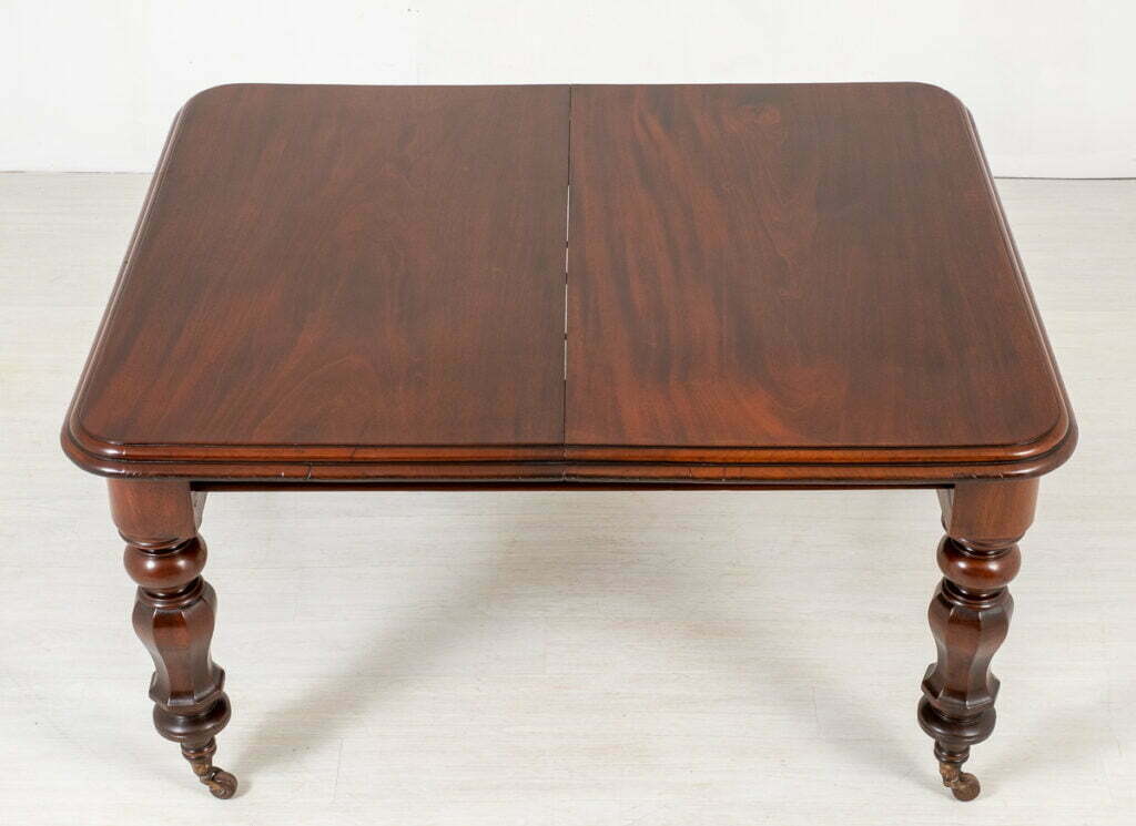 William IV Mahogany Extending Dining Table