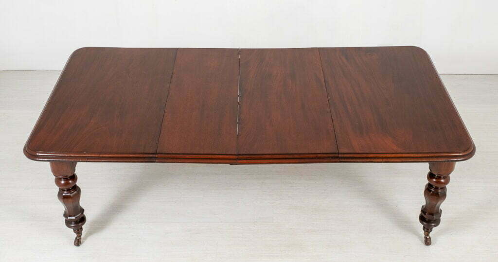 William IV Mahogany Extending Dining Table