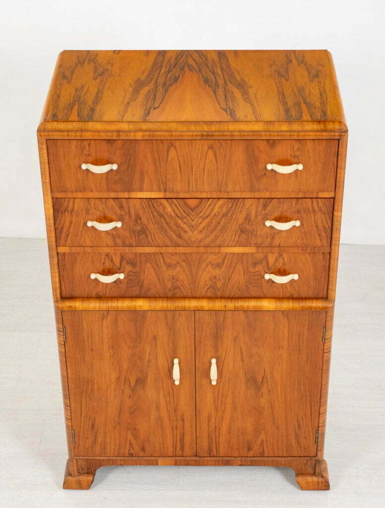 Art Deco Ladies Walnut Compactum