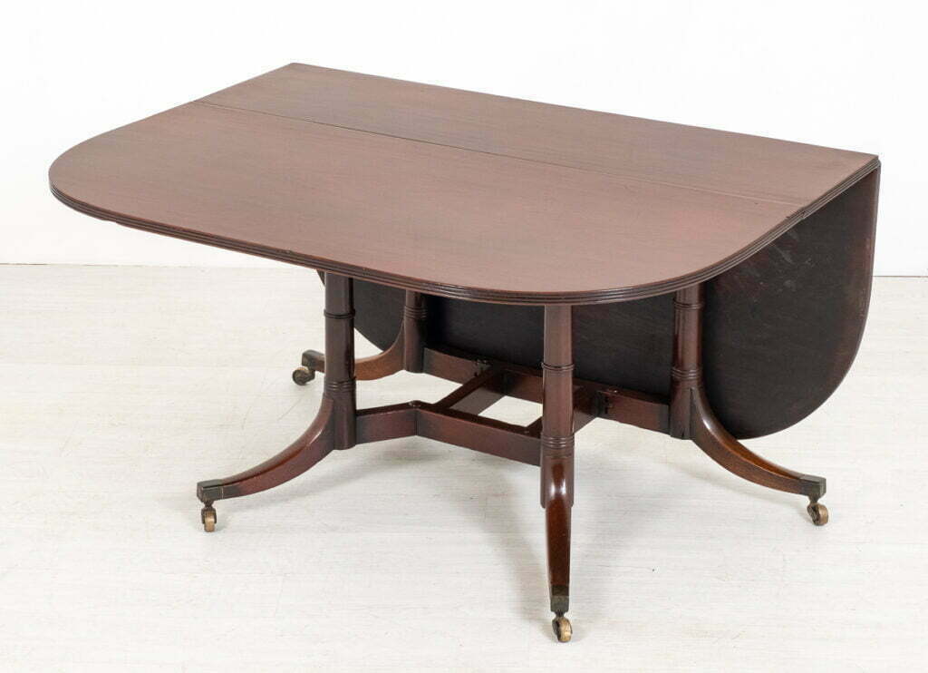 Elegant Regency Mahogany Cumberland Table