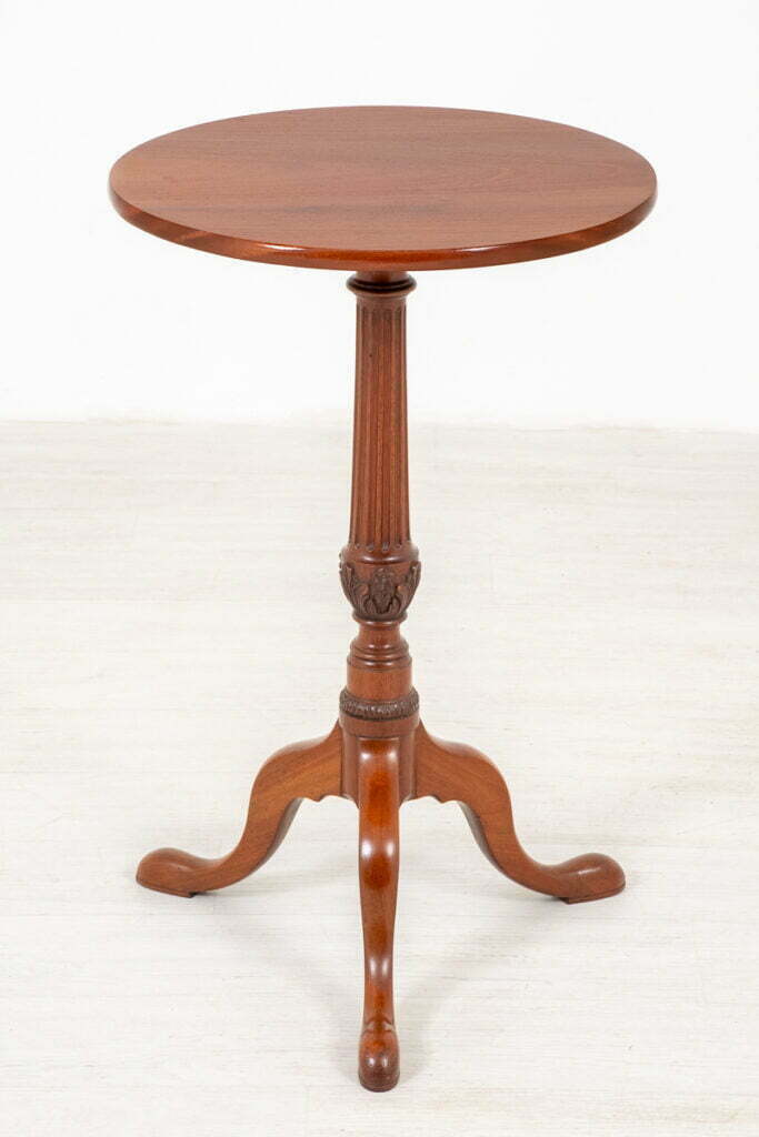 A Beautiful Georgian Style Wine Table in Mahogany