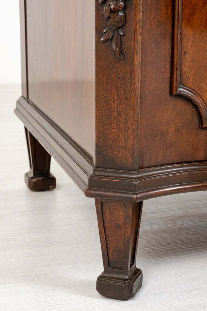 Superb Mahogany 2 Door Sideboard