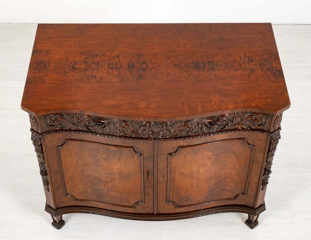 Superb Mahogany 2 Door Sideboard