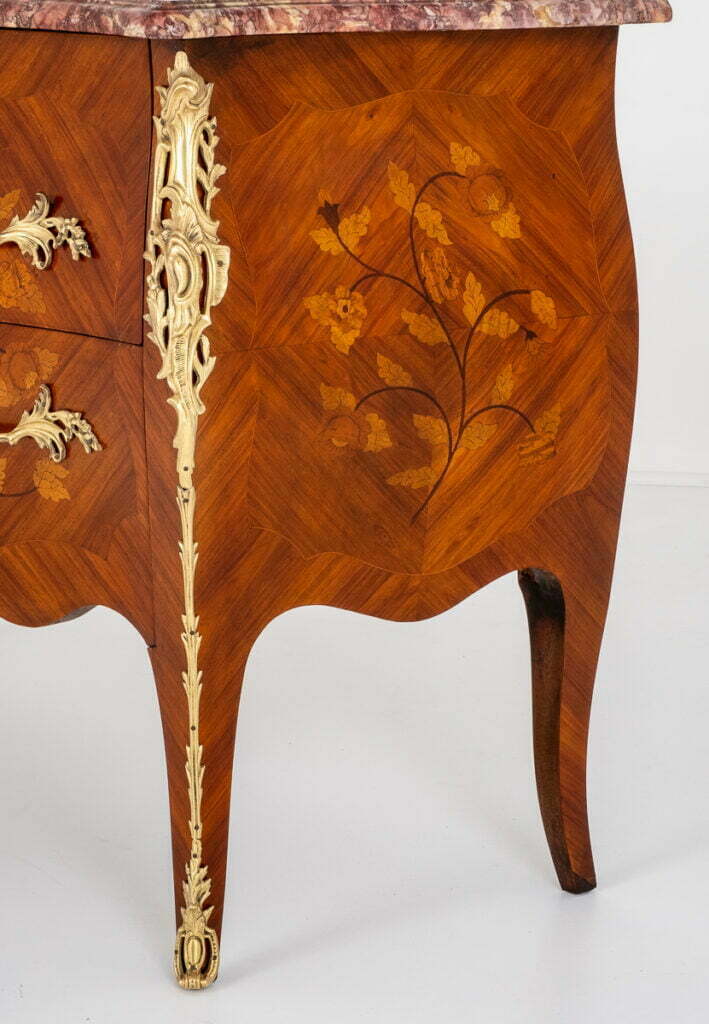 Excellent Quality Kingwood and Marquetry French Commode