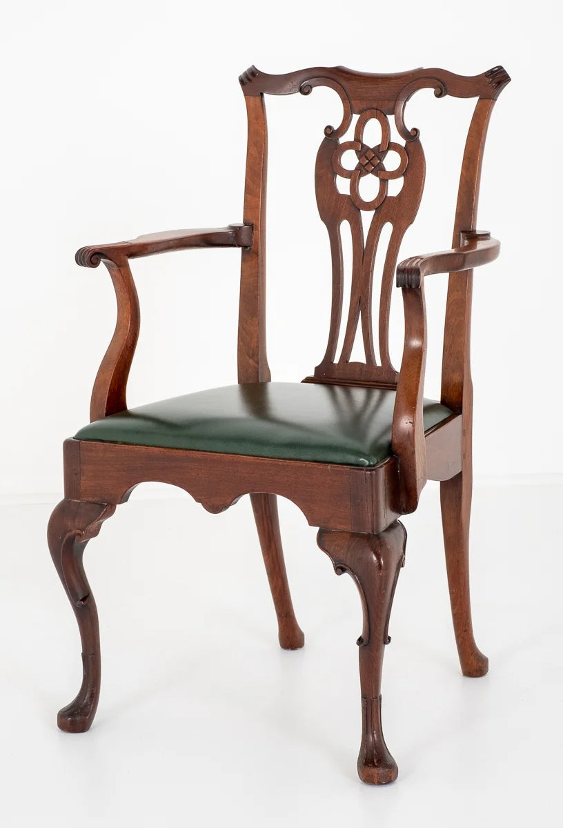 Nice Quality Chippendale Style Mahogany Carver Chair