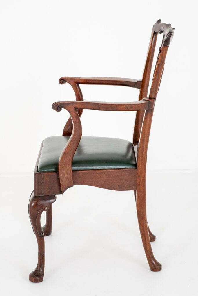 Nice Quality Chippendale Style Mahogany Carver Chair