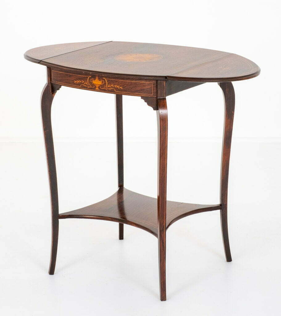 Pretty Rosewood occasional Table