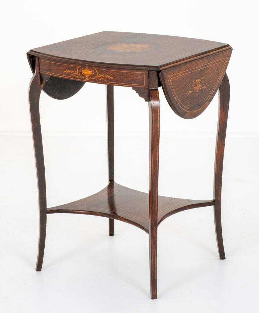 Pretty Rosewood occasional Table