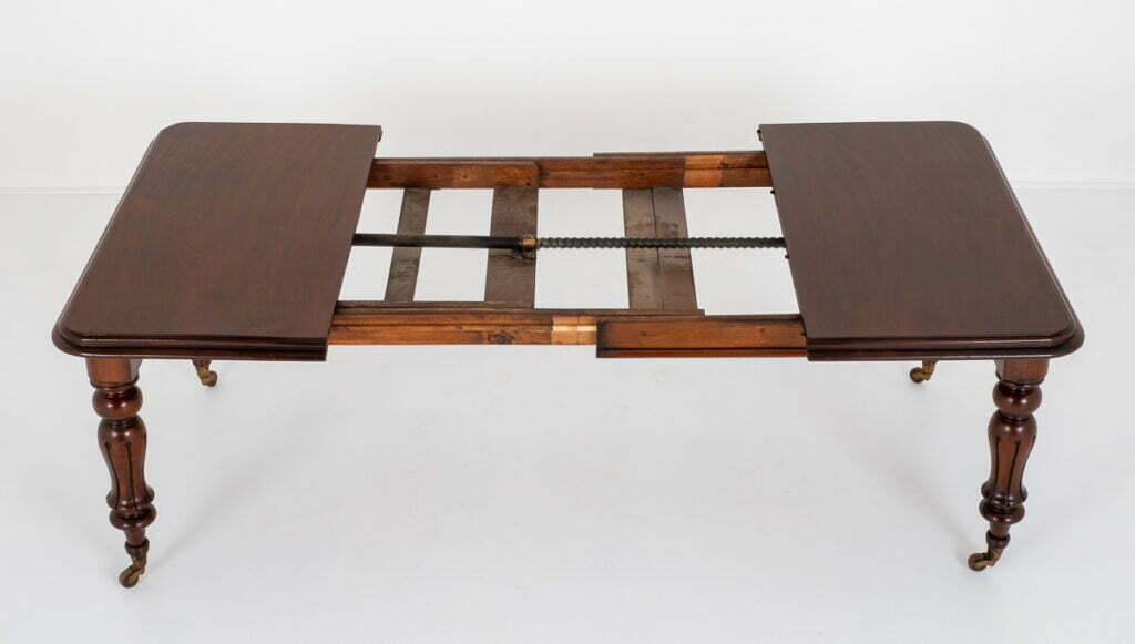 William IV Mahogany 2 Leaf Extending Dining Table
