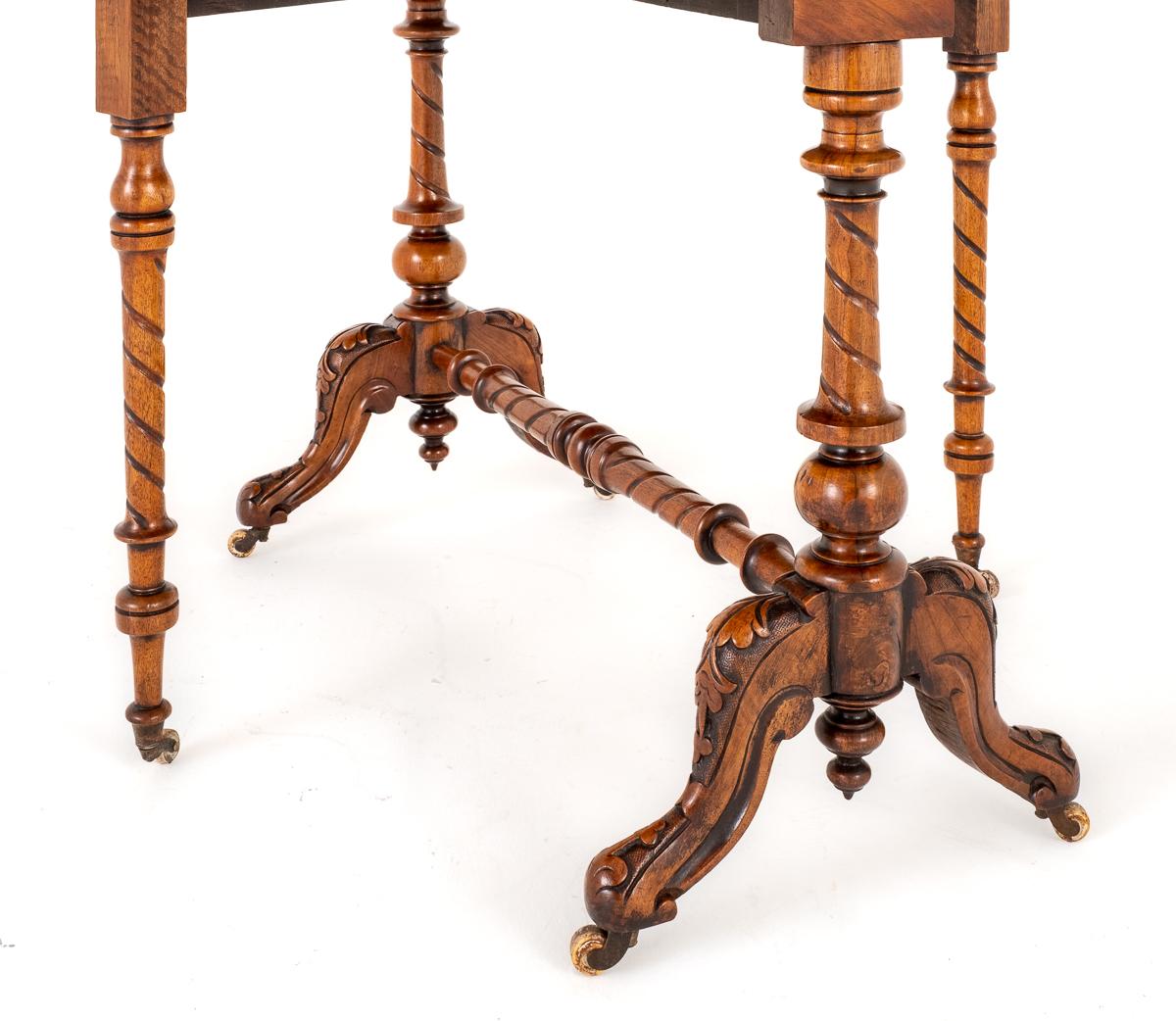 Victorian Burr Walnut Sutherland Table