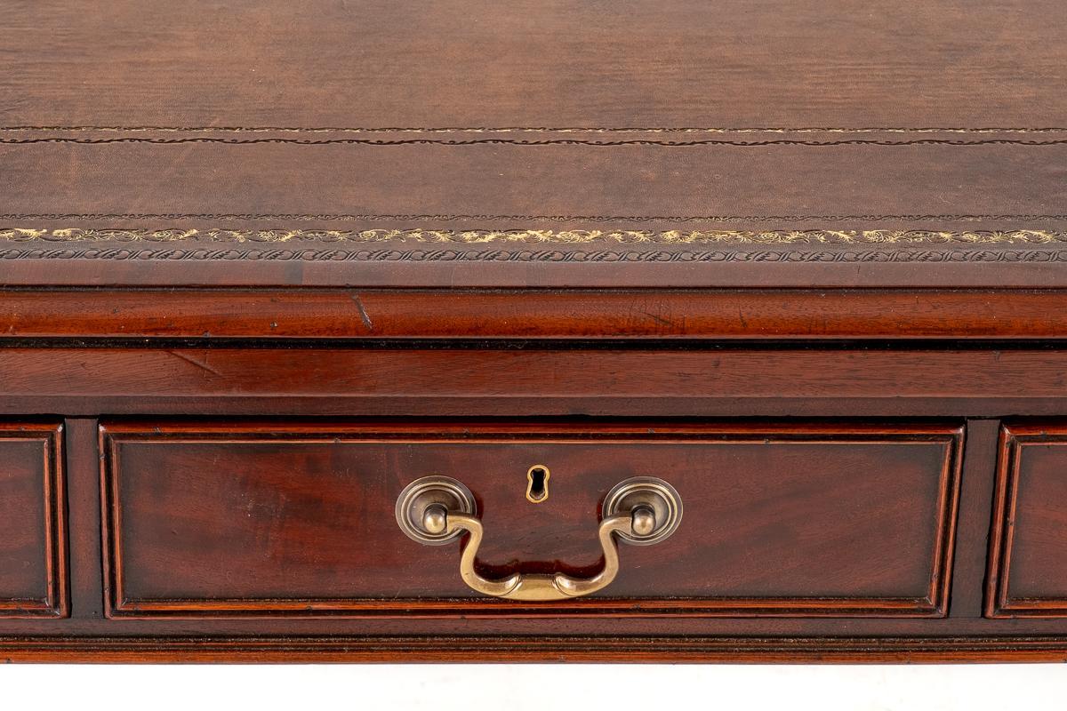 Impressive Regency Mahogany Library Table
