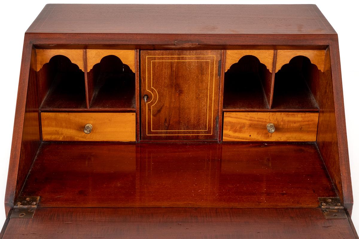 Sheraton Revival Mahogany Ladies Bureau