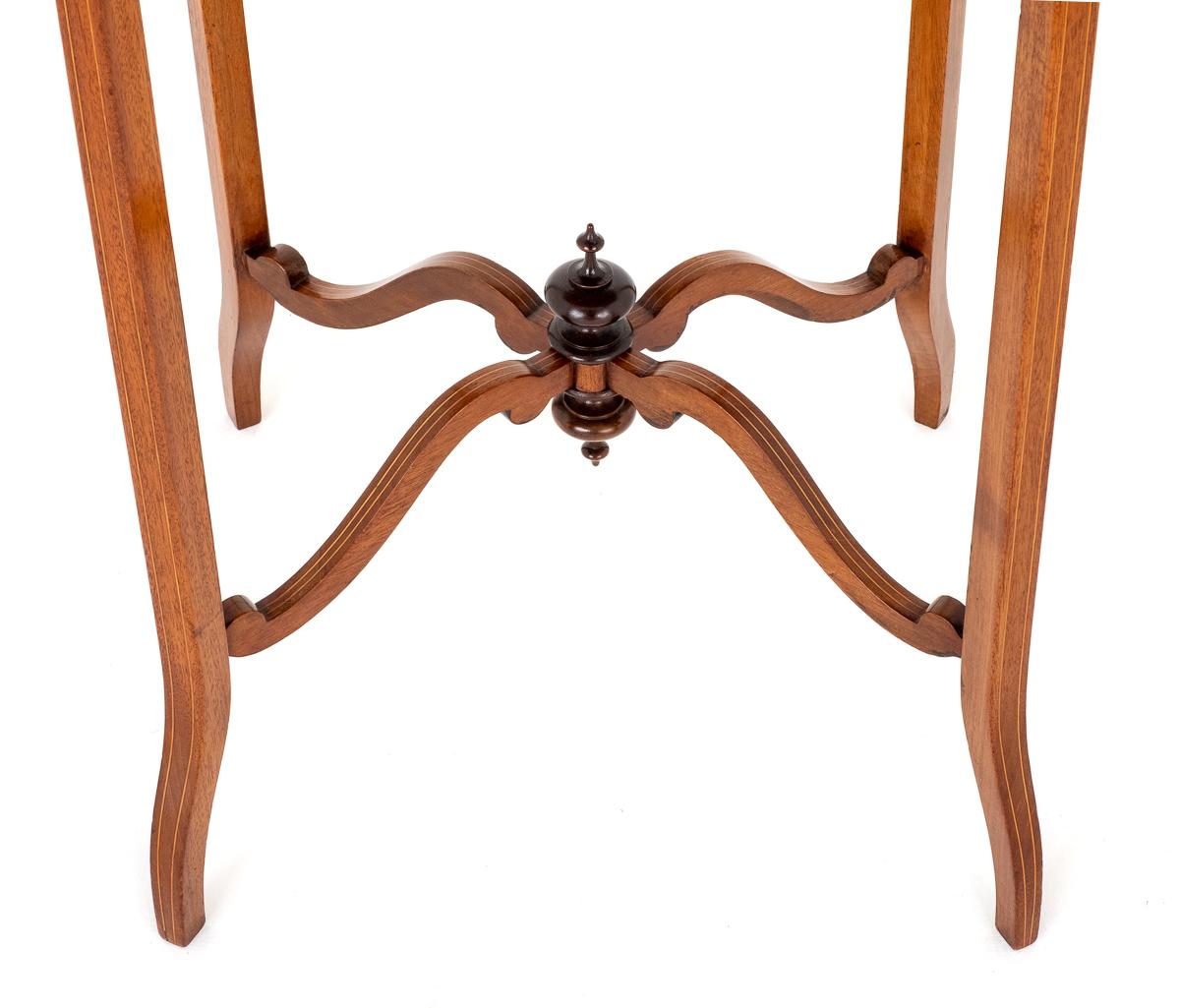 Sheraton Revival Mahogany Occasional Table