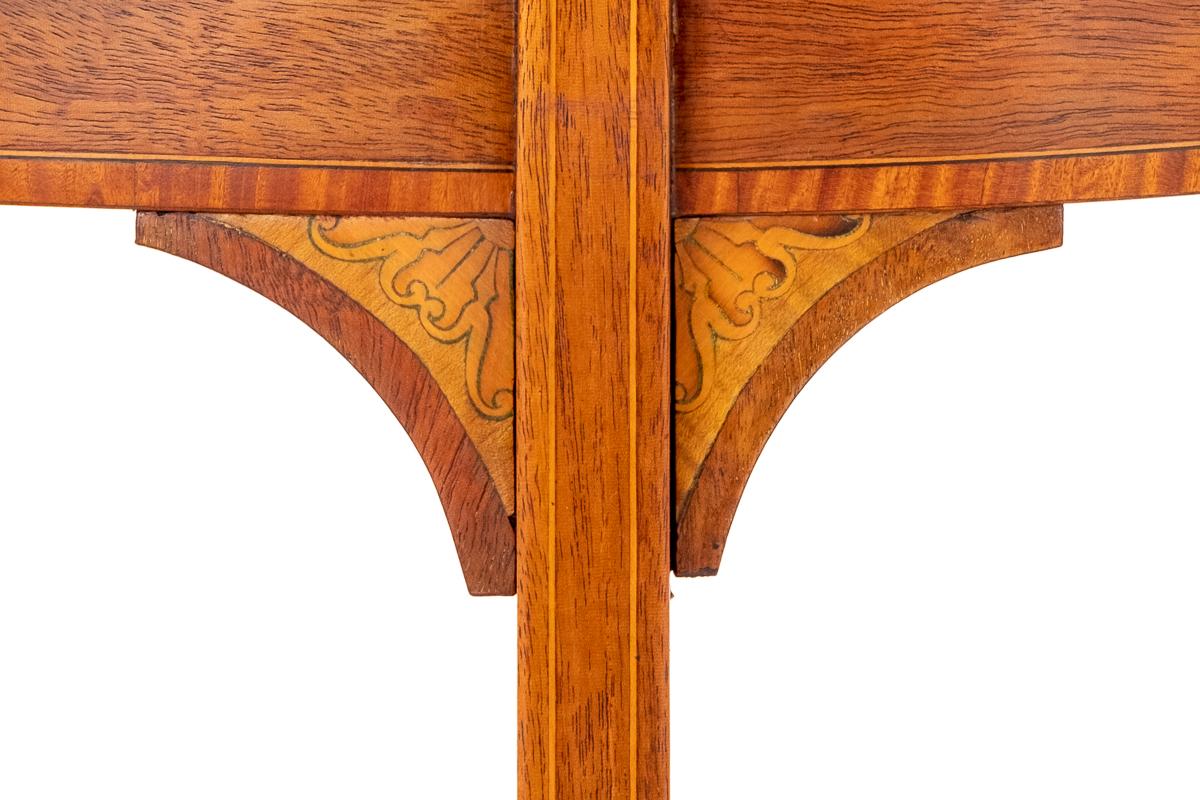 Sheraton Revival Mahogany Occasional Table