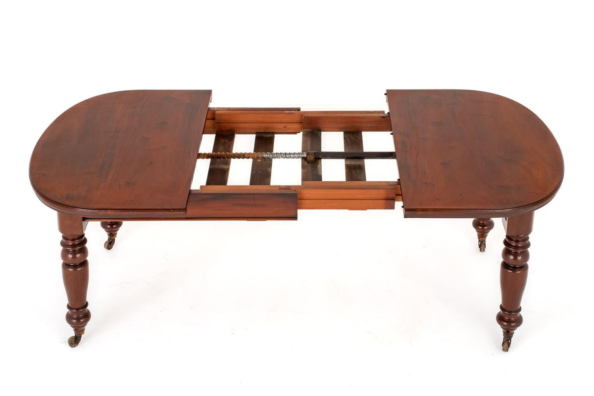 Victorian Mahogany 2 Leaf Extending Dining Table