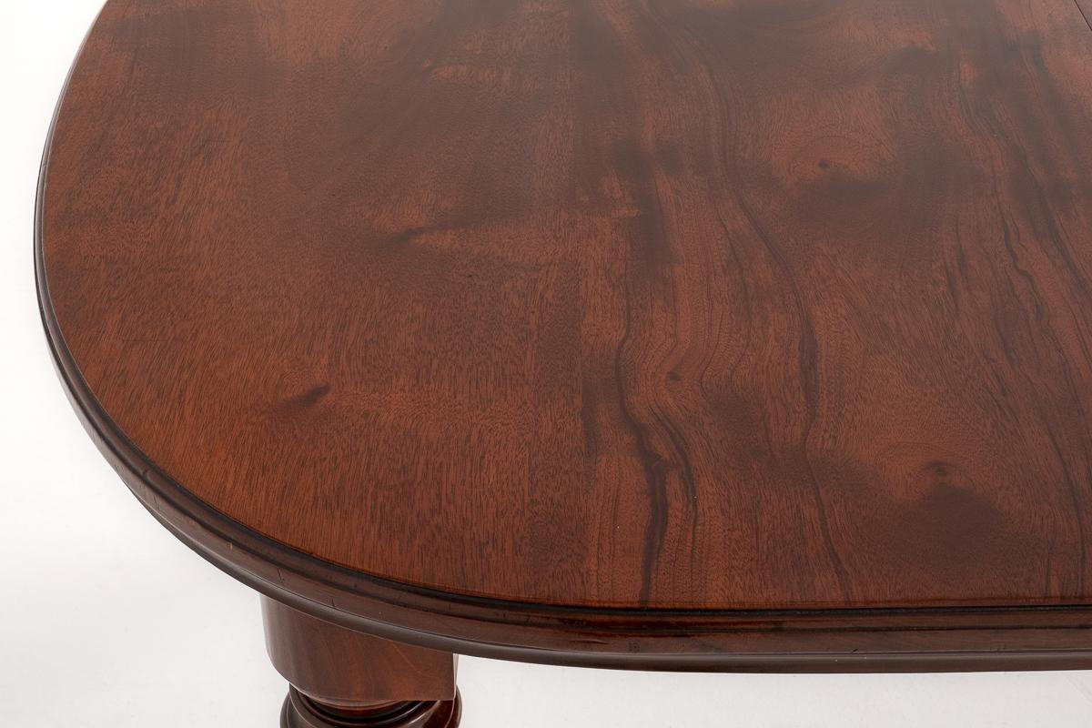 Victorian Mahogany 2 Leaf Extending Dining Table Turned Legs