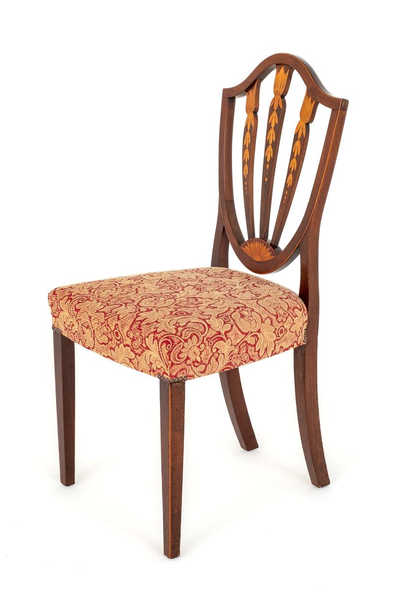 Set of 6 Mahogany Hepplewhite Style Inlaid Dining Chairs