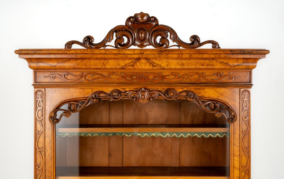 Stunning Victorian Walnut Bookcase.
