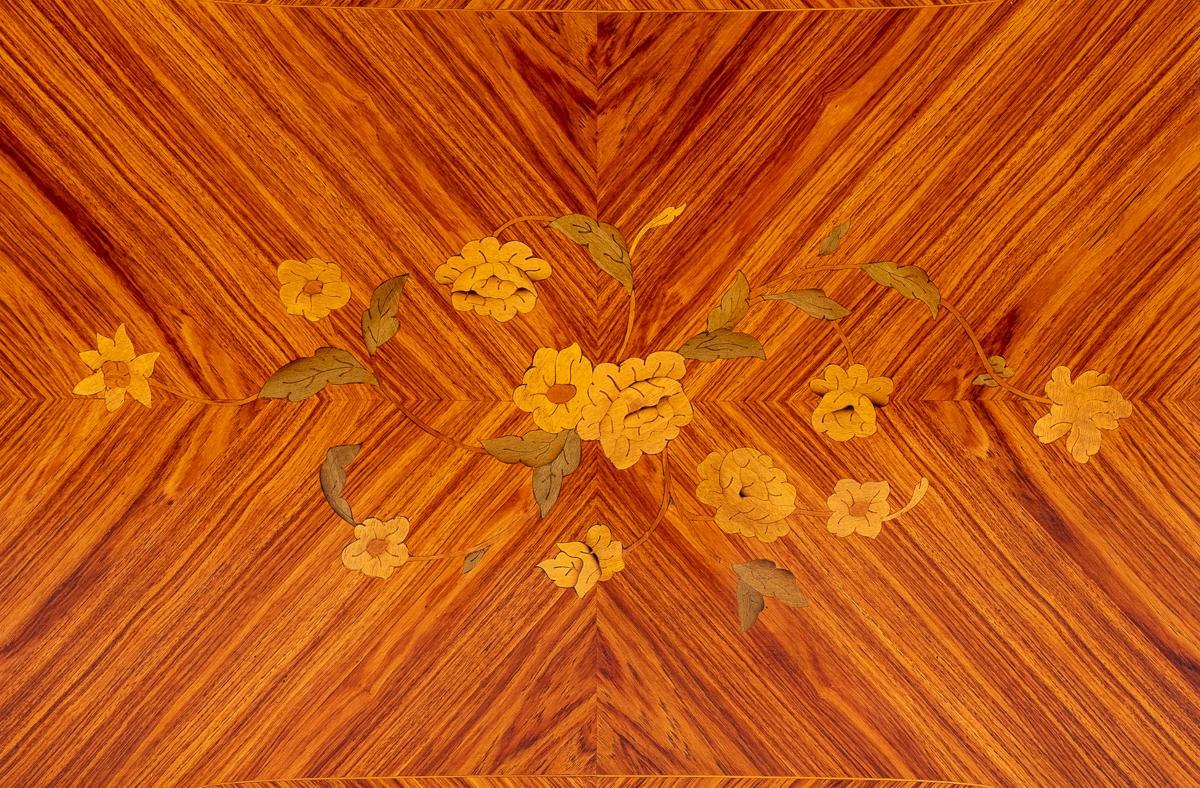 French Kingwood Bureau Plat