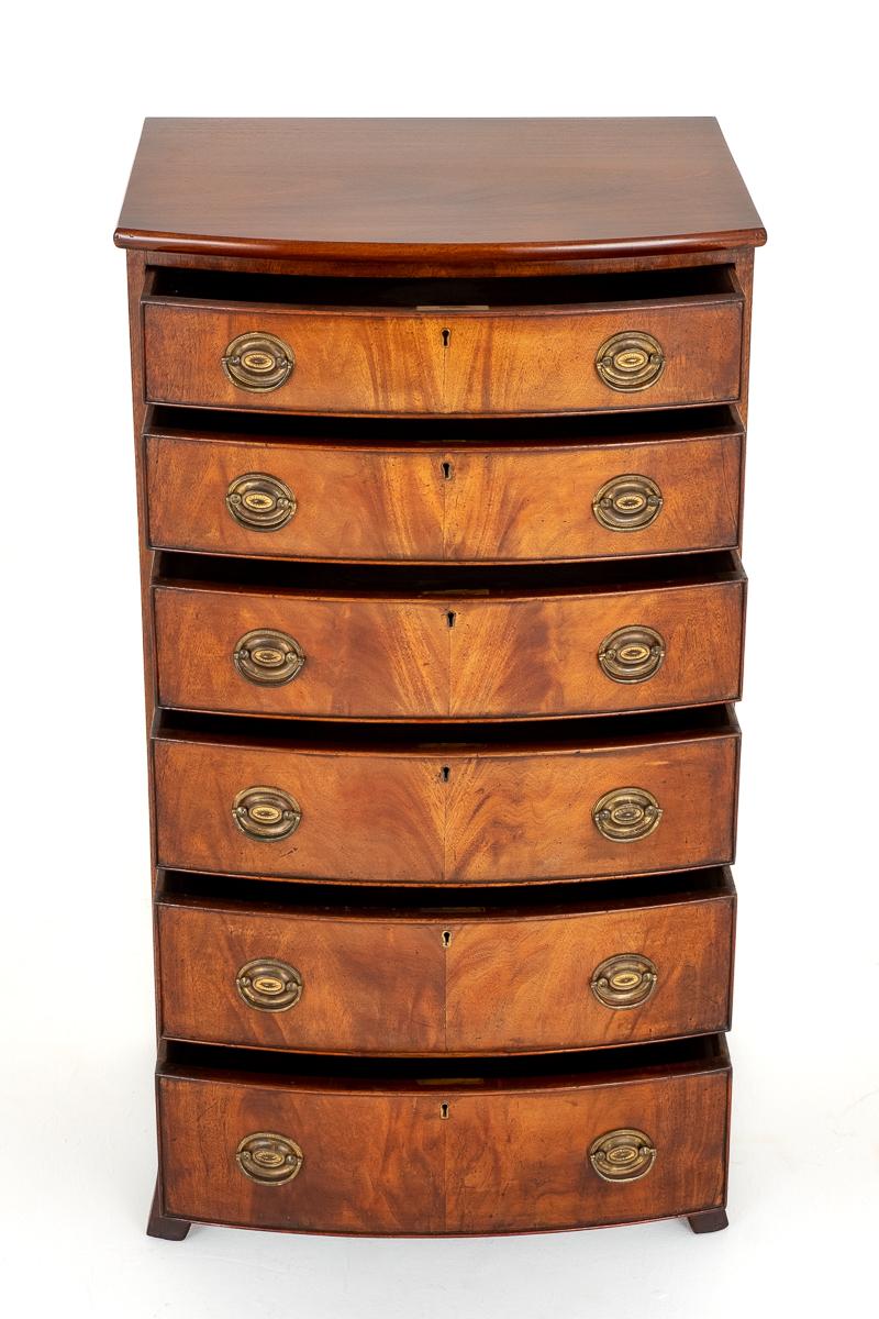 Elegant Mahogany Regency Style Bow Chest of Drawers