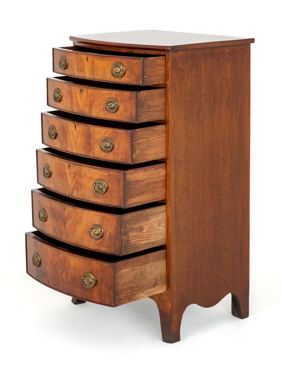 Elegant Mahogany Regency Style Bow Chest of Drawers