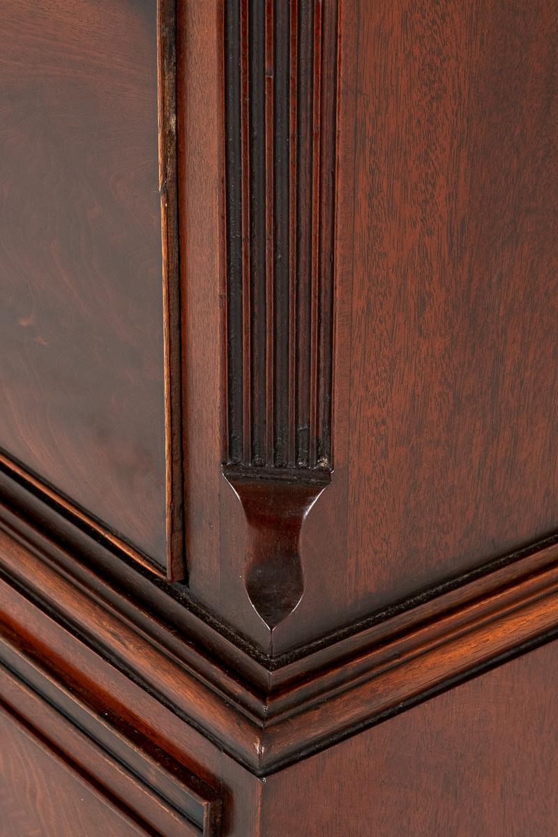 Georgian Mahogany Chest on Chest.