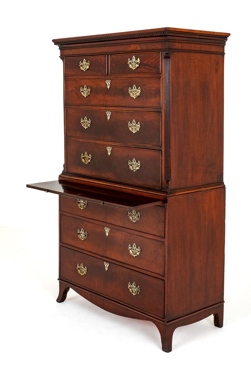 Georgian Mahogany Chest on Chest.