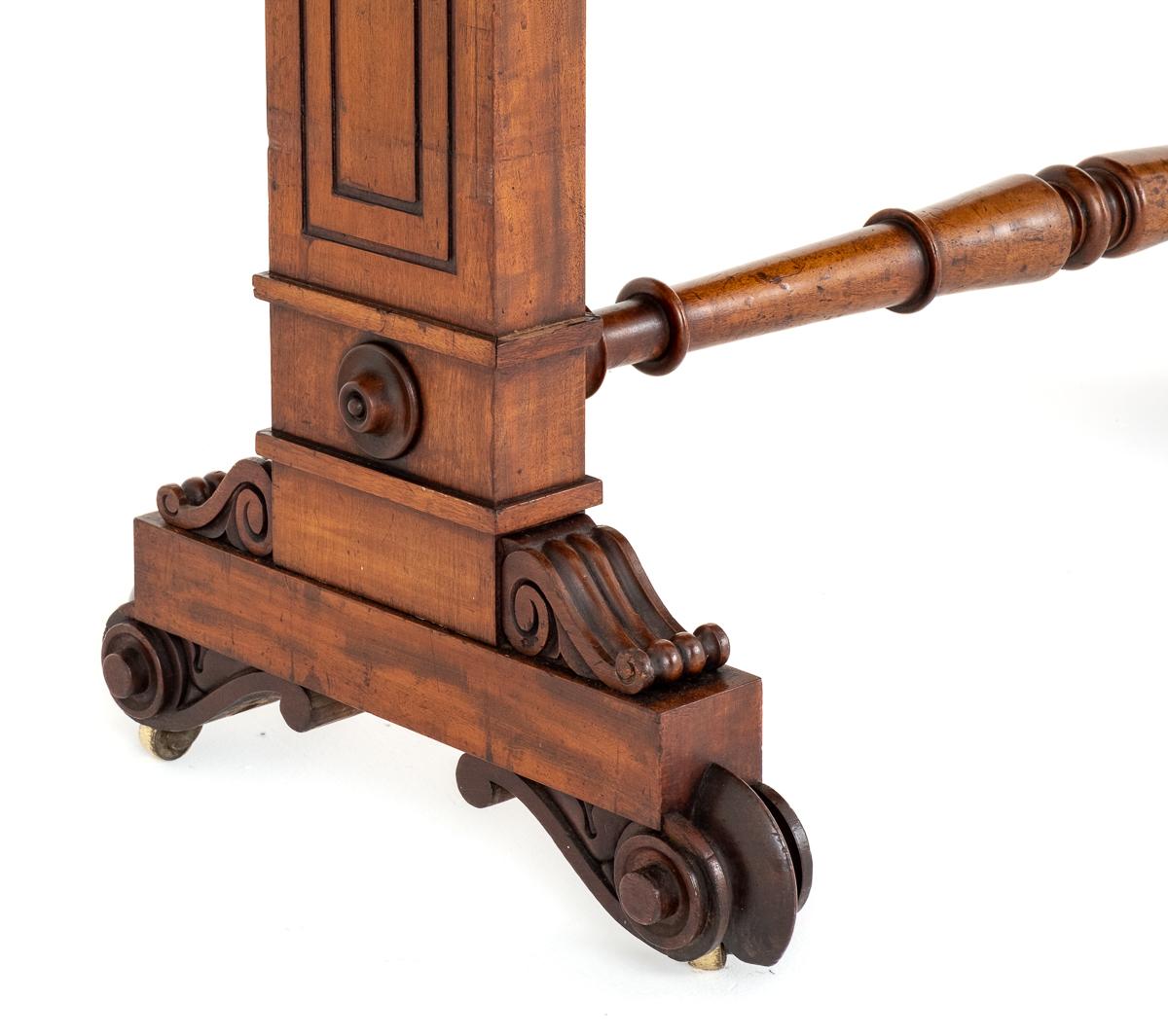 William IV Mahogany Dumb Waiter