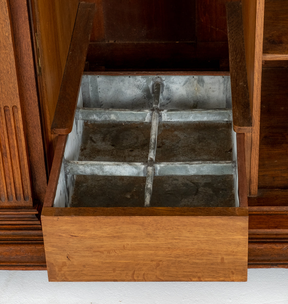 Outstanding Oak Arts and Crafts Side Cabinet