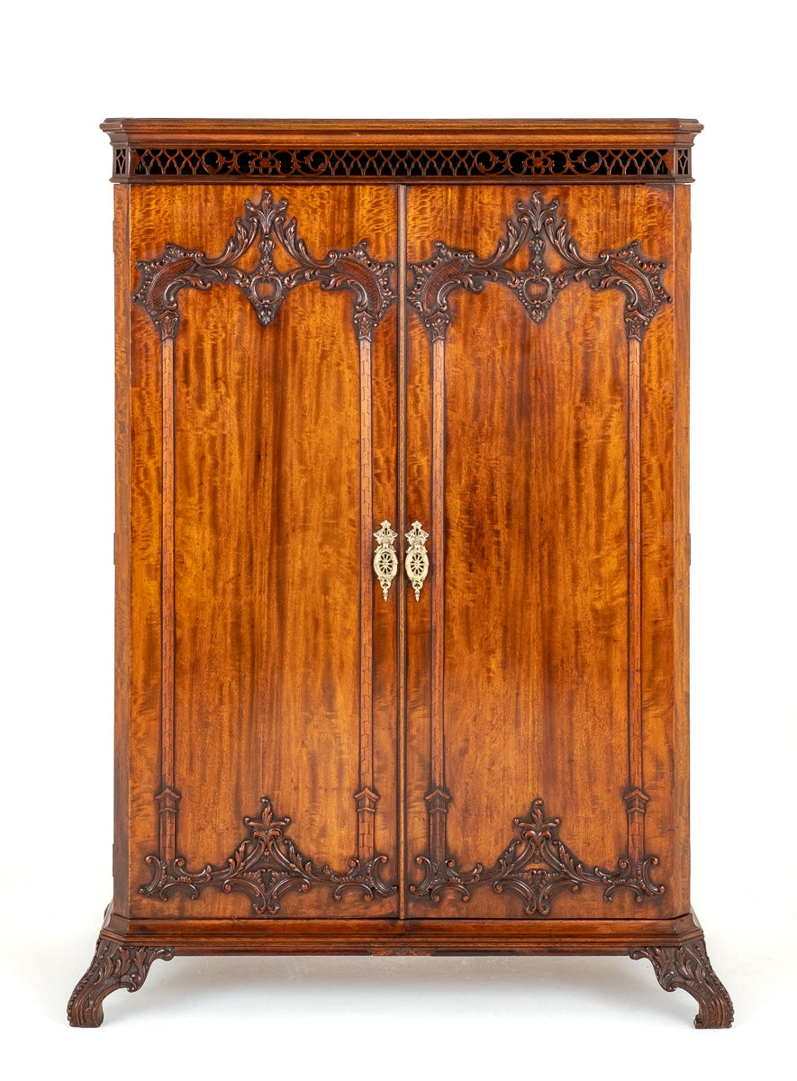 Wonderful Quality 2 Door Mahogany Wardrobe