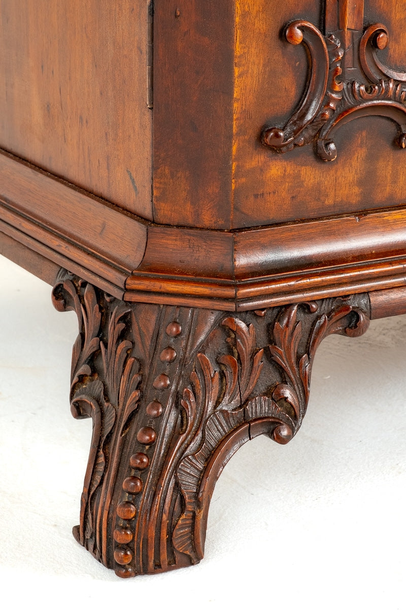 Wonderful Quality 2 Door Mahogany Wardrobe
