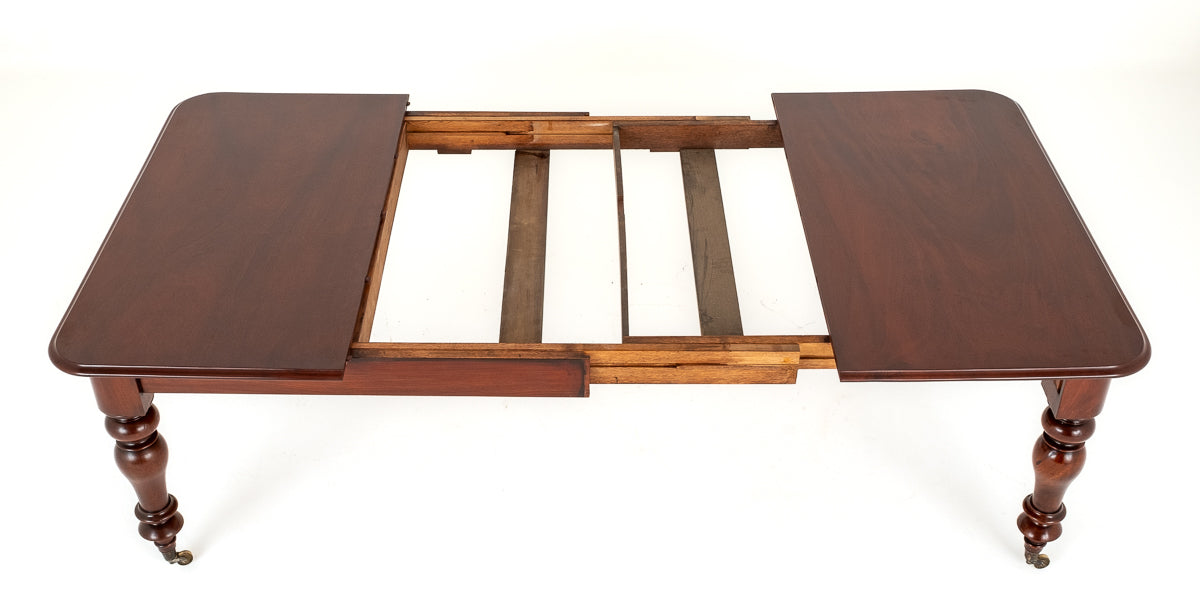 Rectangular Victorian Mahogany 2 Leaf Extending Dining Table