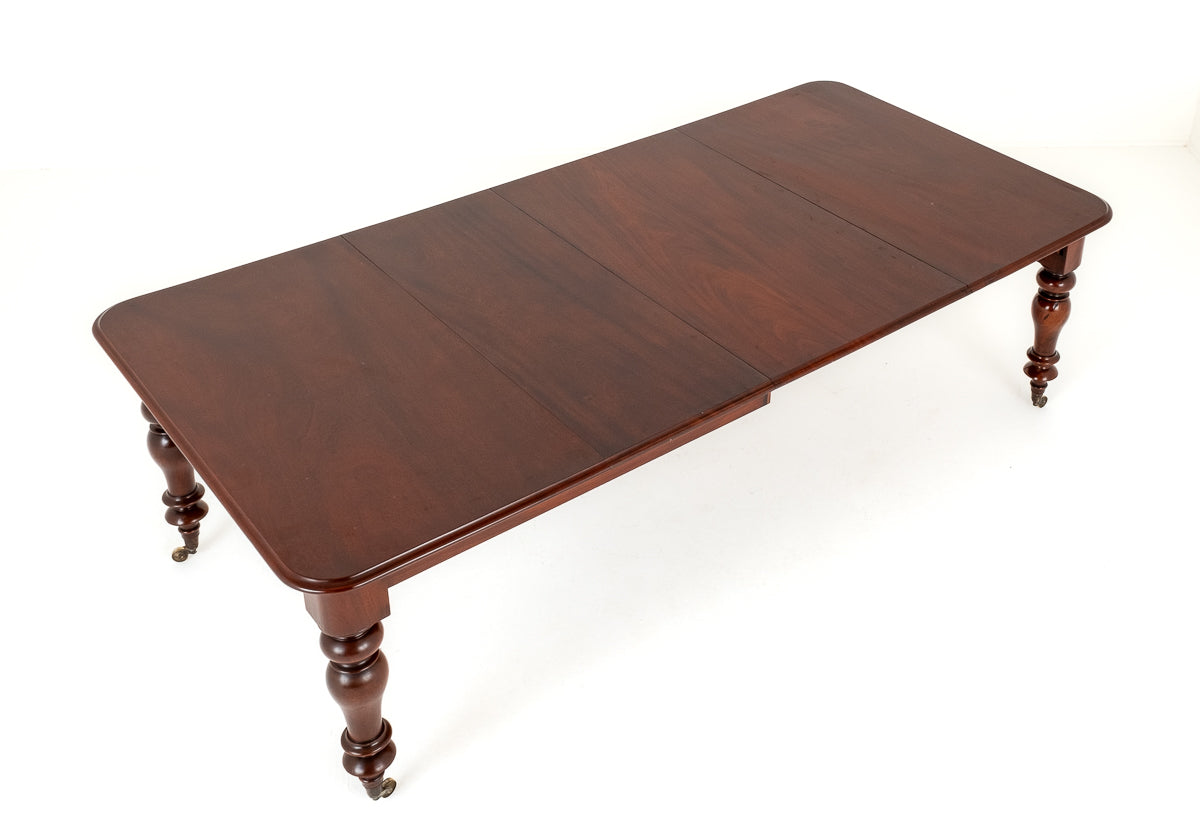 Rectangular Victorian Mahogany 2 Leaf Extending Dining Table